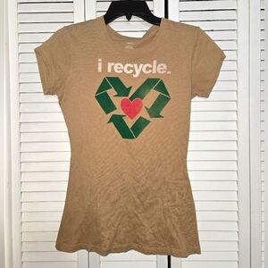 Rue21 Women's L Tan Recycle Graphic Tee
